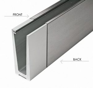 RX - Peitelevy profiilille ETP.001.01.AL.A - 2,5 m takaosa, AISI 304, Hiottu